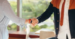 How to Create a Shift Swap Policy (With Free Template)