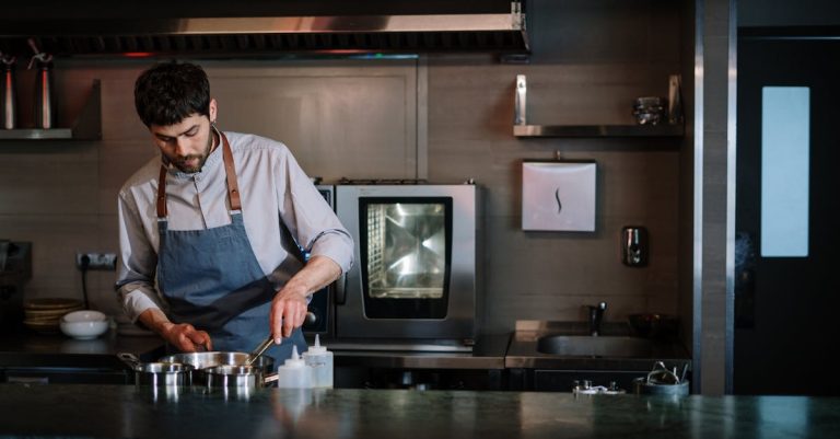 Ghost Kitchen Pop-Up Strategy: Turn Your Slow Season into a Profit Powerhouse (April 2026)