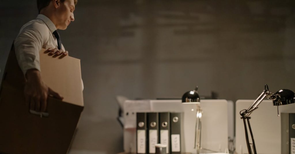 How to Write an Employee Shift Swap Policy for Your Restaurant (Template)