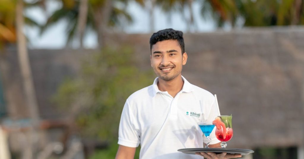 Seasonal Wait Staff Job Description Template: Attract Summer Help for Your Restaurant