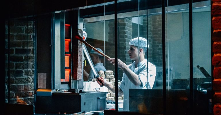 Free Clopen Prevention Policy Template for Restaurants & Cafes