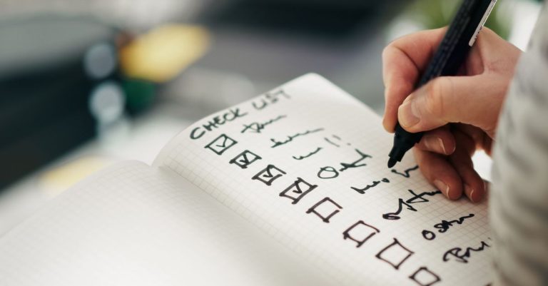 How Manual Shift Scheduling Costs Your Cafe ,000+ Annually (Especially During Summer Rush 2026)