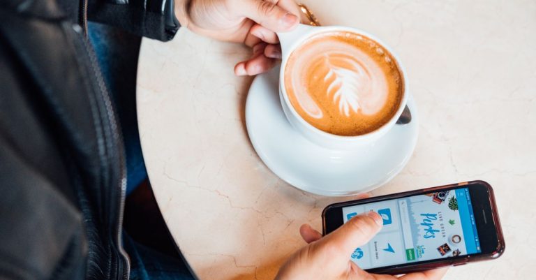 Shifty vs. WhenIWork: Which Free Shift Scheduling App is Better for Small Cafes & Bars (July 2026)?